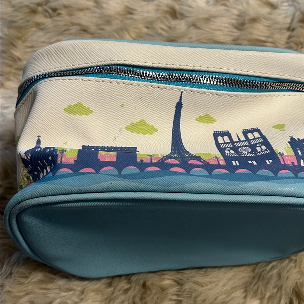 Stylish Blue and White Cosmetic Bag